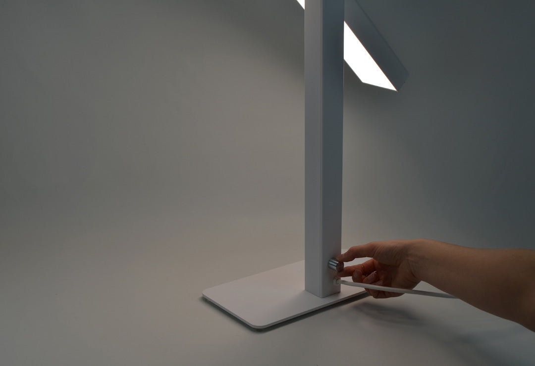 Innolux Valovoima: Lichttherapie-Lampe für den Arbeitstisch, weiss (10'000 lux)