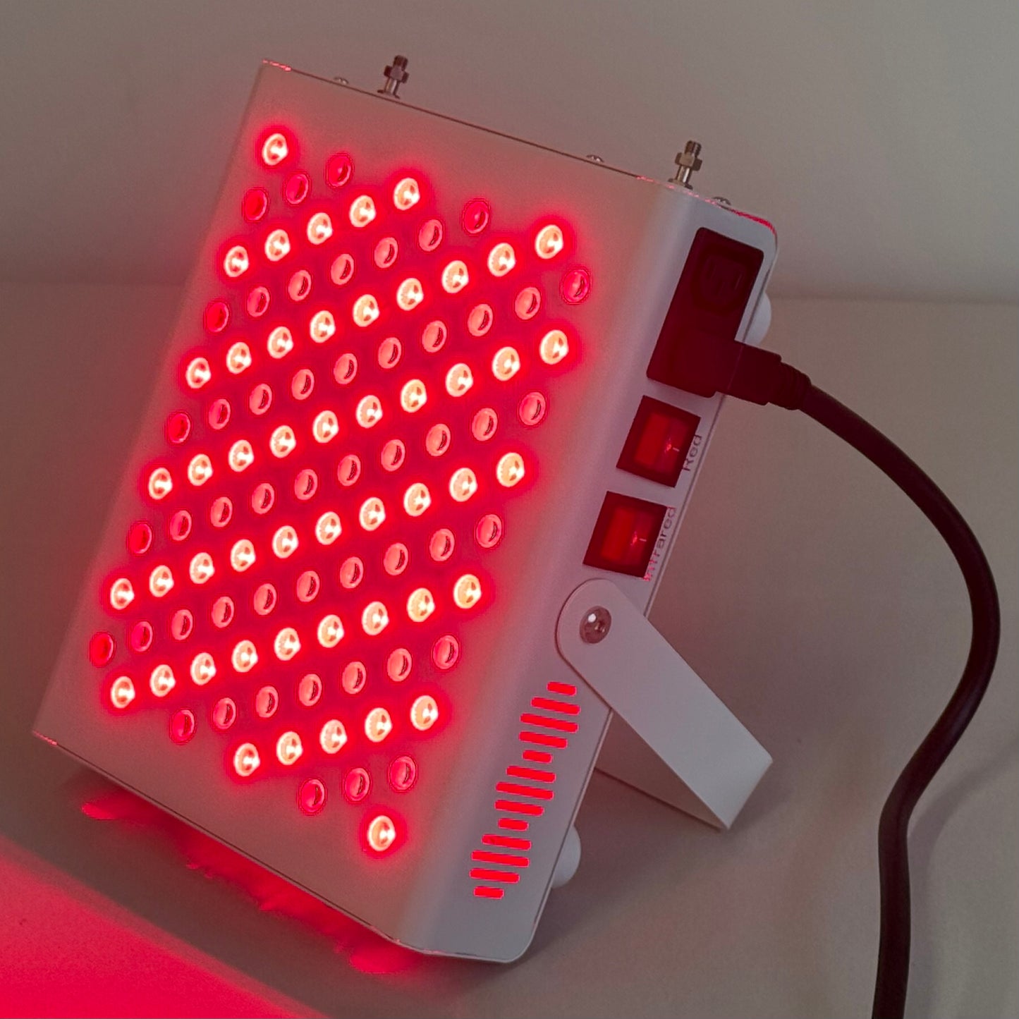 Kompaktes Rotlichtgerät LTL500 660nm 850nm LED 500W Small: 26x22cm